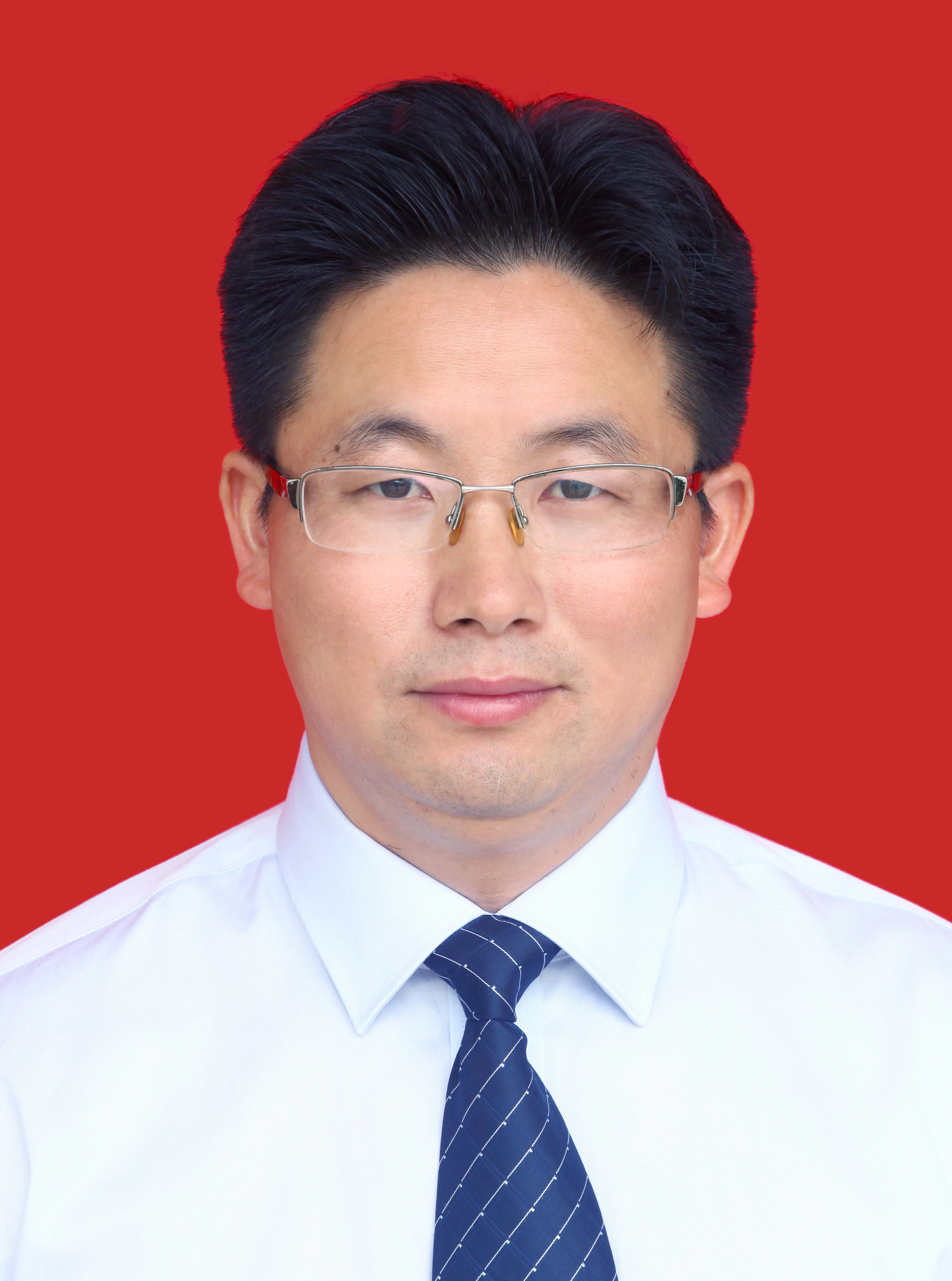 安徽大学文凭(安徽大学的毕业证和学位证图片)