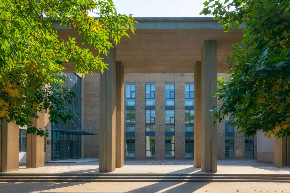 中央财经大学(中央财经大学研究生院)