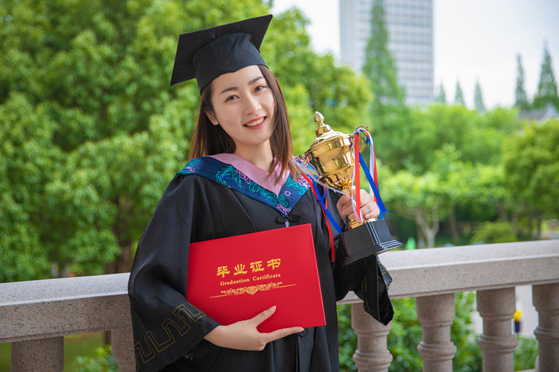 西南财经大学文凭(西南财经大学毕业是什么学历)