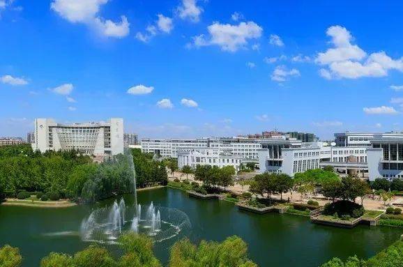 上海大学(上海大学是985还是211)