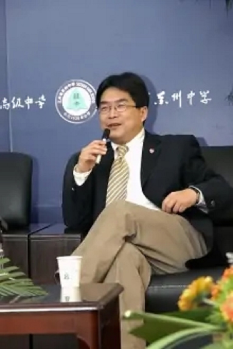 苏州大学文凭(苏州大学较高收费毕业证一样吗)