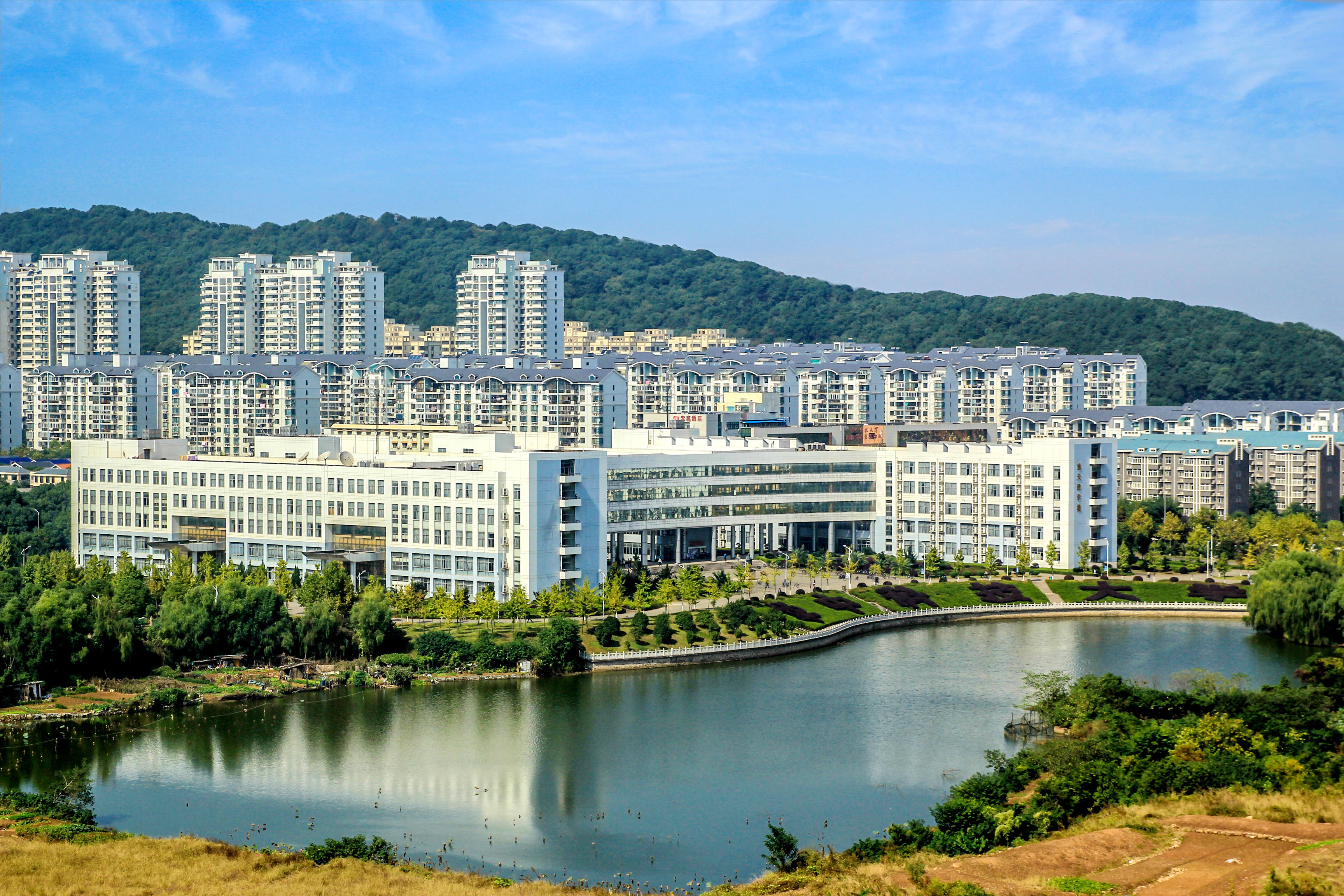 华中科技大学(华中科技大学研究生院)