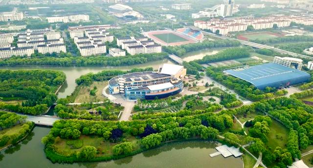 东华大学在哪个城市